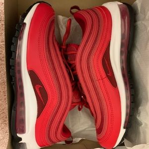 Women’s Nike Air Max 97